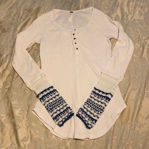 Free People Thermal white with blue knitted cuffs
